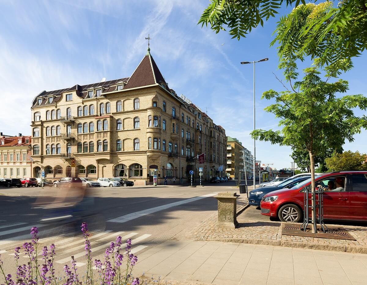 Best Western Plus Grand Hotel